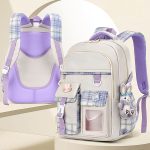 کوله پشتی دخترانه چهارخونه‌ای با عروسک سفید شیری