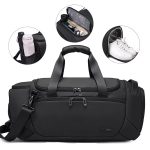 ساک ورزشی با فضای مناسب و وزن سبک