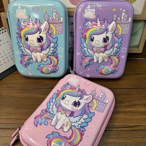 جامدادی با طرح سهبعدی یونیکورن