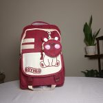 کوله پشتی زرشکی با آویز خرسی