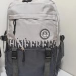 کوله‌پشتی خاکستری با طراحی اسپرت