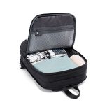 فضای داخلی منظم کولهپشتی BANGE با جیب های متعدد