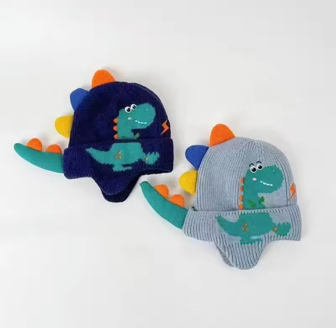 کلاه بامزه دایناسوری کودک با رنگ‌بندی متنوع