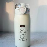 فلاسک استیل HS0202 با طراحی کرمی شیک و نگهداری حرارت بالا