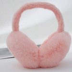 گوشگیر زمستانی صورتی با طراحی هدفونی