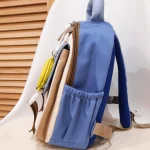 کوله‌پشتی کودک با جیب‌های جانبی برای بطری آب